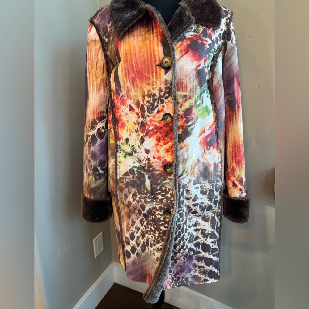 Multicolor Teddy Jacket - Picture 2 of 16